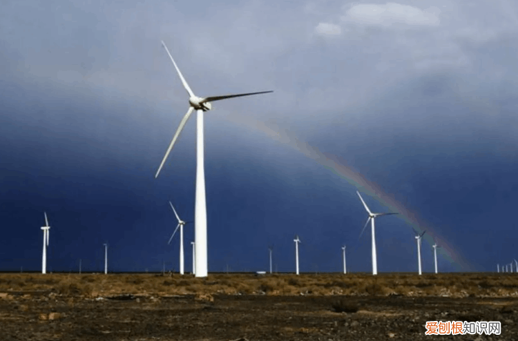 国家大型风力发电设备多少钱 风力发电机一台造价多少钱