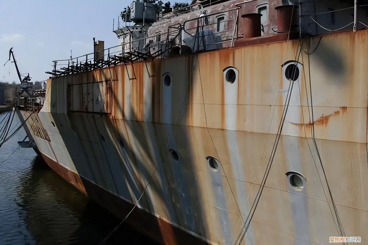 1996年乌克兰万吨航母杀手宁愿泡在海里，也不愿卖给中国