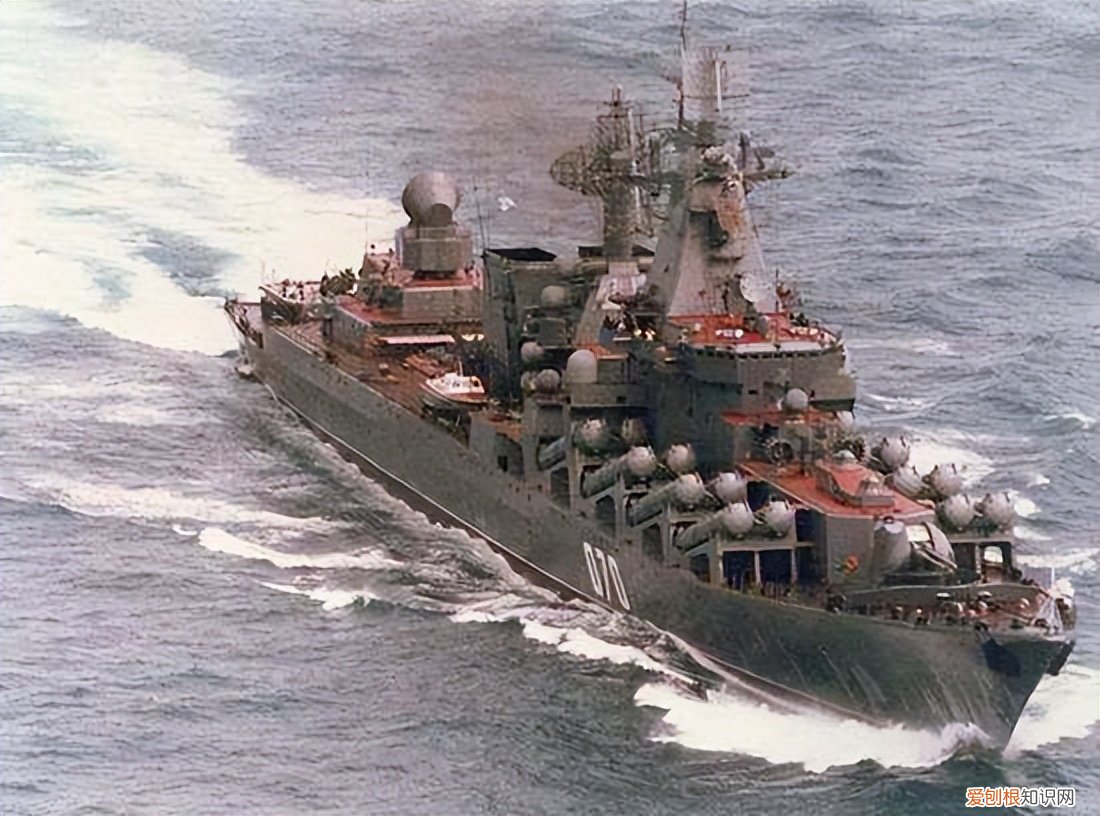 1996年乌克兰万吨航母杀手宁愿泡在海里，也不愿卖给中国