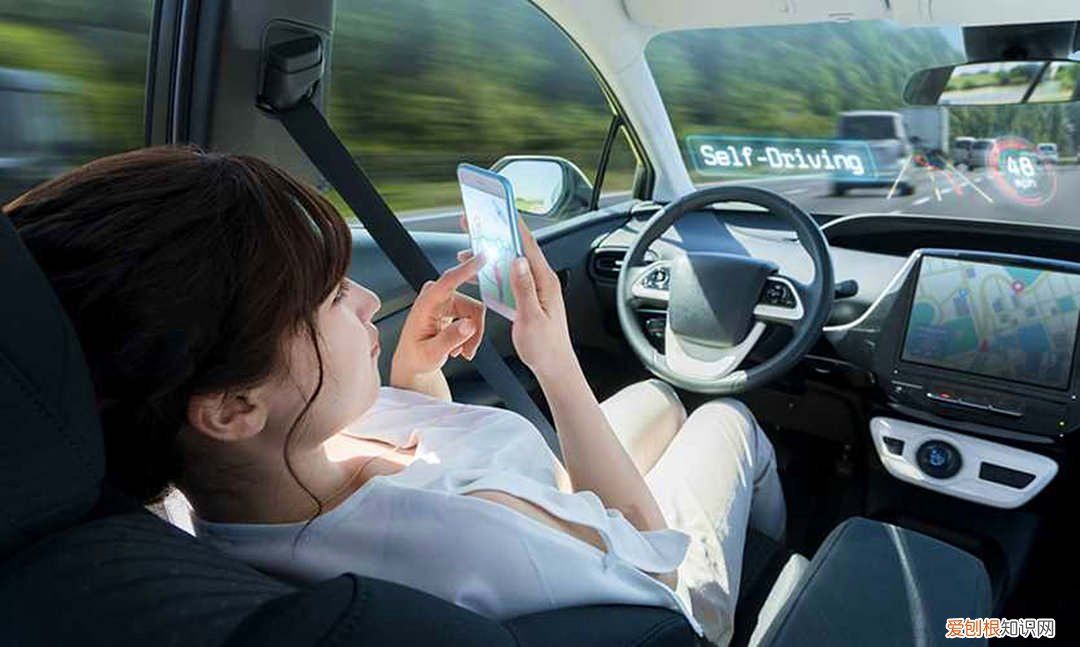 华为“白菜价”了激光雷达，又造汽车大脑，马斯克为啥不高兴