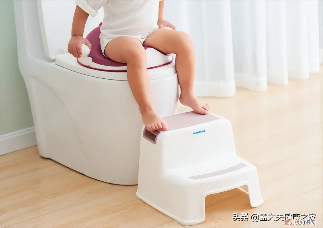 吃一次等于吃10个塑料袋,7岁男孩因为毒晚餐积食不长