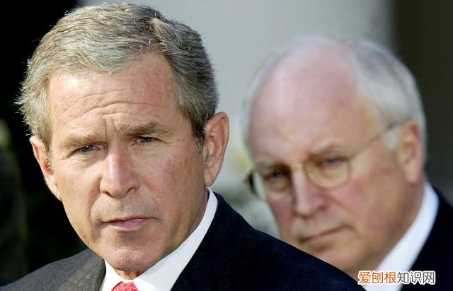 为什么美国42天打下伊拉克，20年打不下阿富汗 美国为什么不直接灭了阿富汗