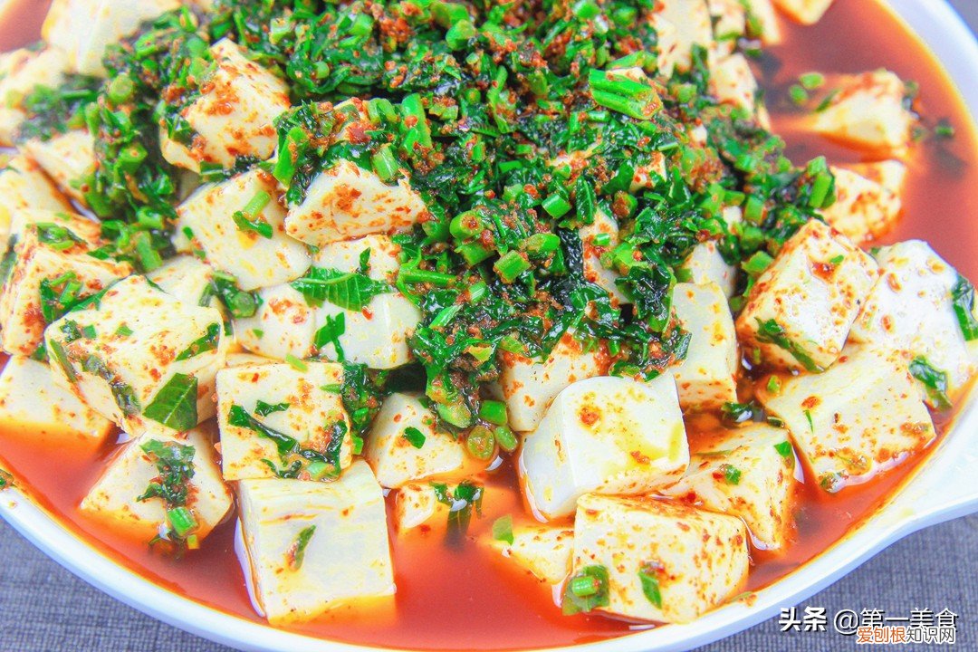 春暖花开，正是食用香椿的大好时光，请问香椿有哪些食用方法呢 香椿怎么做好吃