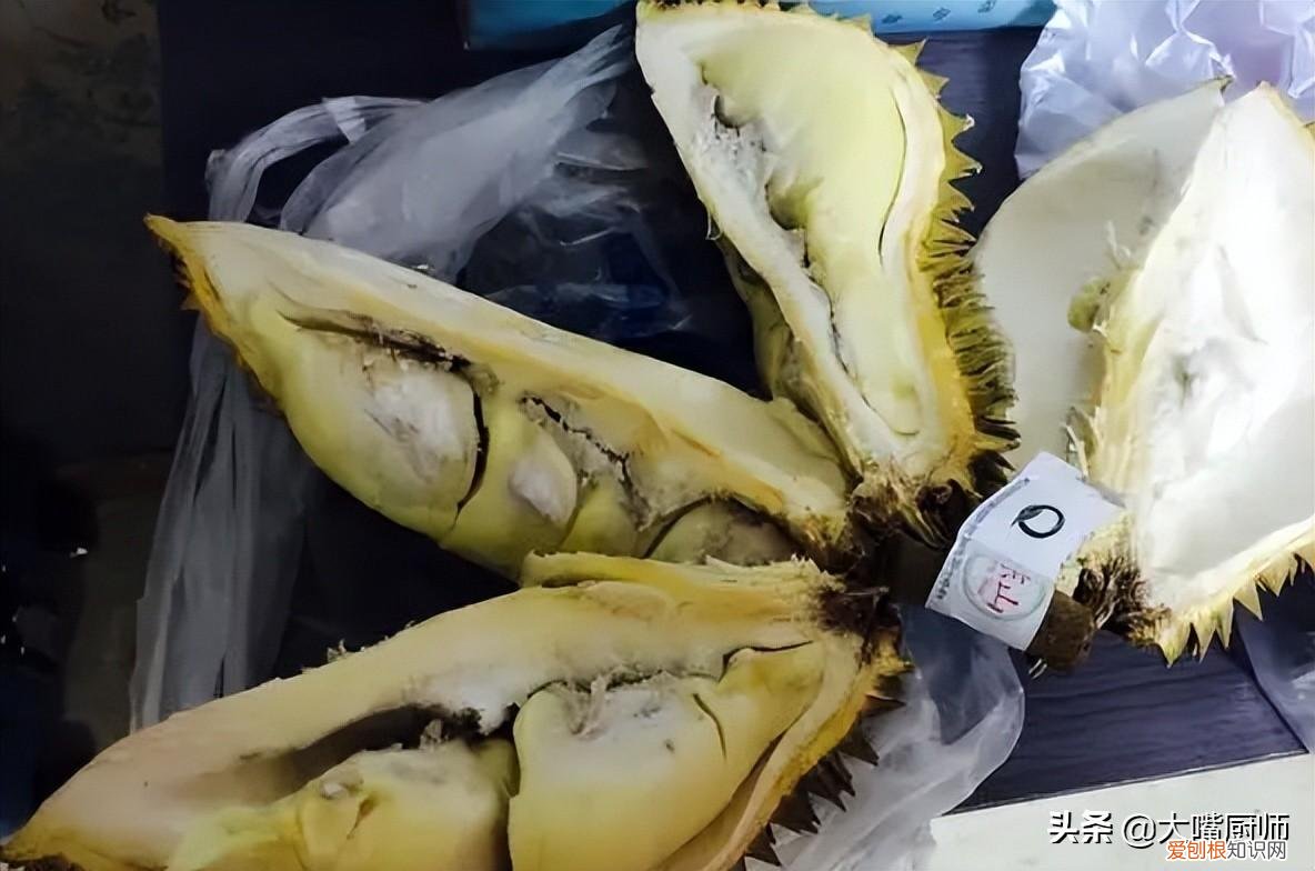 榴莲怎么挑选肉多饱满的图片 榴莲怎么挑选肉多饱满的