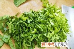 小白菜串丸子家常做法，小白菜汆丸子的做法窍门