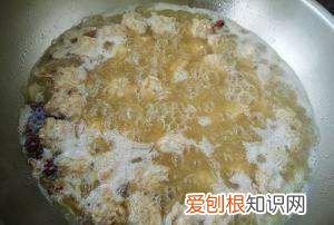 小白菜串丸子家常做法，小白菜汆丸子的做法窍门