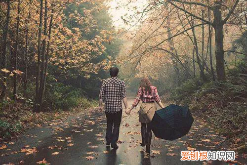 谈恋爱找对象，通常说三观要一致，三观主要指哪些方面 爱情里的三观是哪三观