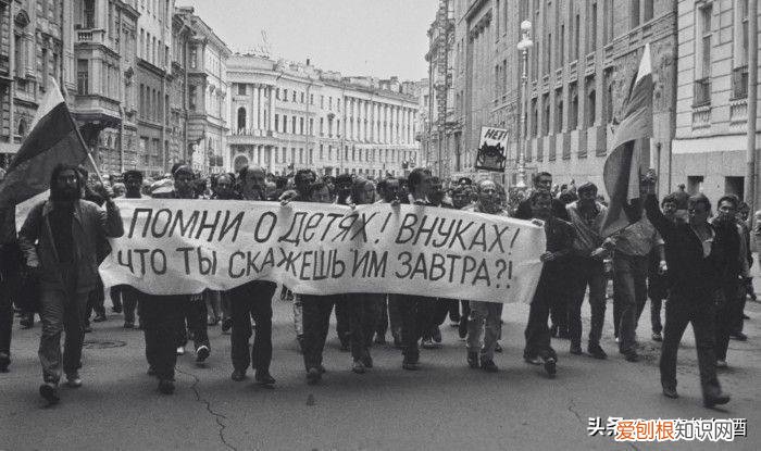 轻工业和重工业的区别,劳动密集 轻工业和重工业的区别