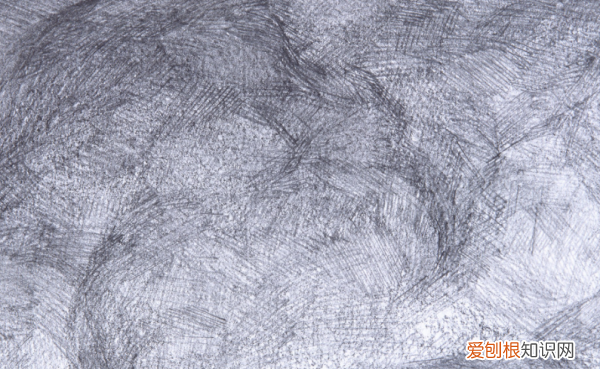 书桌上顽固的铅笔污渍怎么办 书桌上铅笔污渍去除技巧