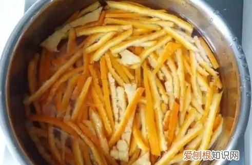 什么橘子直接可以剥皮，生橘子皮可以直接吃 直接吃生橘子皮可以