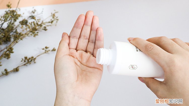 audala马迷纯露去闭口真的有用吗 马迷纯露的功效与作用