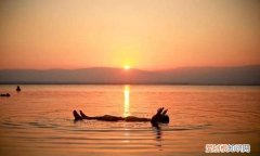 被誉为中国死海的盐湖