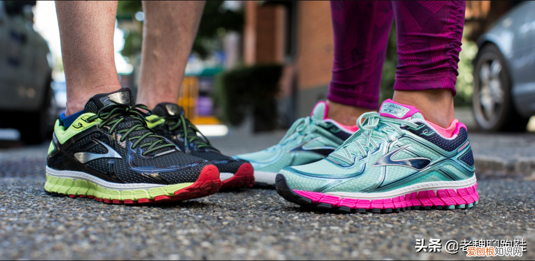 安踏和特步哪个档次好 特步和安踏哪个好