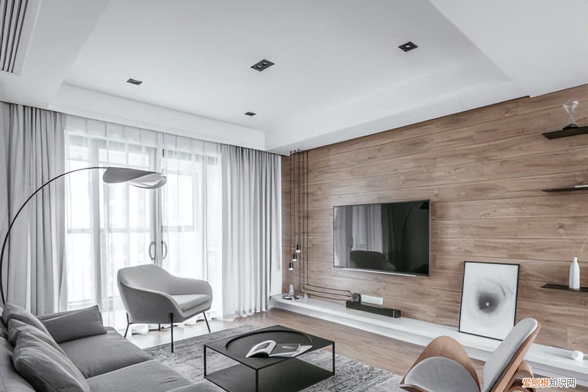 电视为什么突然不显示图像了但是有声音?