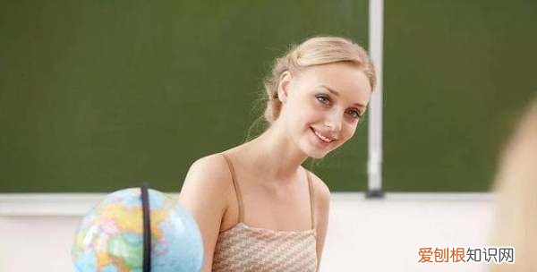 女生如何自爱，做一个自尊自爱自信自强的女生