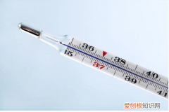 小米体温计怎么调摄氏度，量体温几分钟 量体温的方法