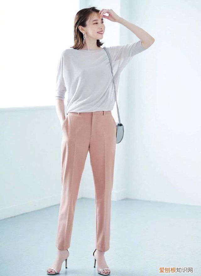 粉紫色搭配什么颜色的鞋 粉紫色搭配什么颜色