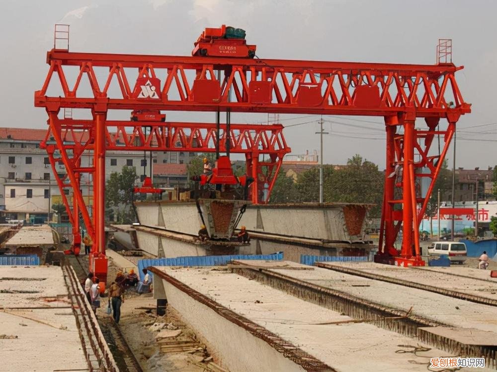 中国又一大国重器亮相,宣告永不售卖!重2400吨,20多层楼高