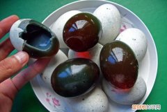 松花蛋怎么挑选绿壳