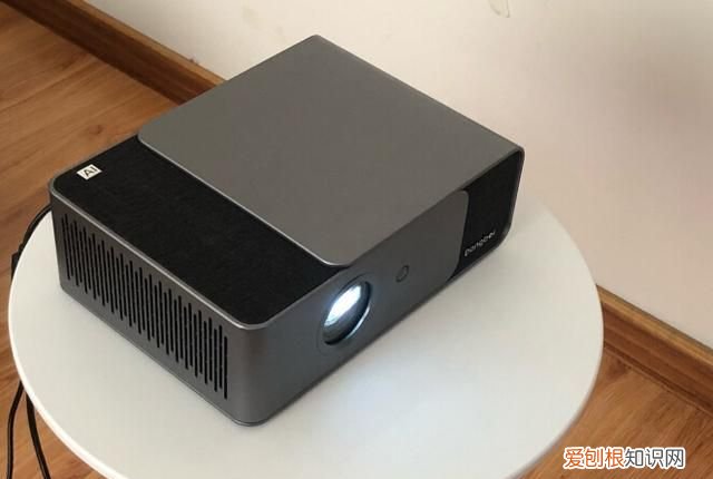 如何挑选家用投影仪 挑选家用投影仪的方法
