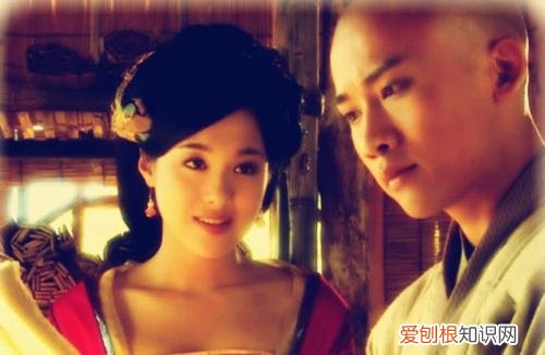 “多情自古空余恨”的下一句是什么？ 多情自古空余恨