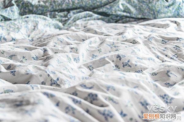多久换一次床单被套最合适,裸睡 多久换一次床单被套