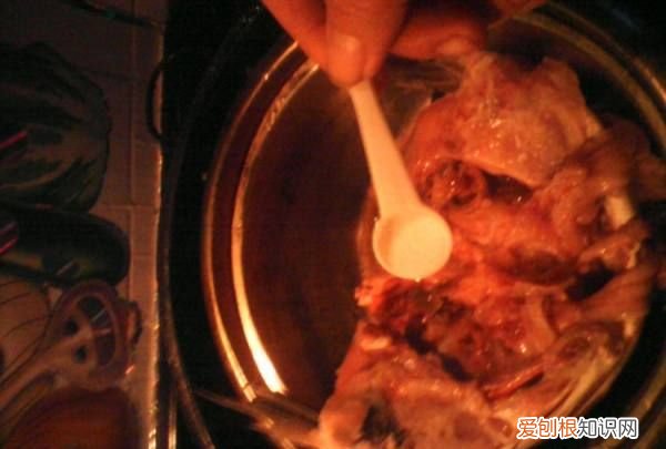 水煮鱼头的做法和步骤，水煮鱼头怎么做才好吃