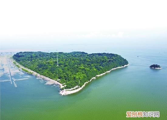 洞庭湖和君山是什么关系