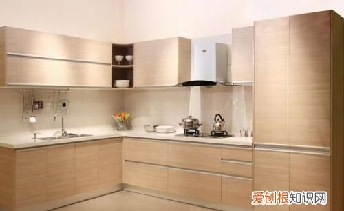 橱柜门板什么材质好 橱柜门板怎样的材质好