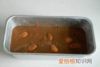 网红巧克力坚果的制作方法，干果脆皮巧克力夹心雪糕百科