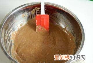 网红巧克力坚果的制作方法，干果脆皮巧克力夹心雪糕百科