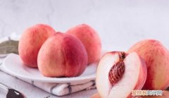 夏天吃桃子有什么好处 夏天吃桃子的好处