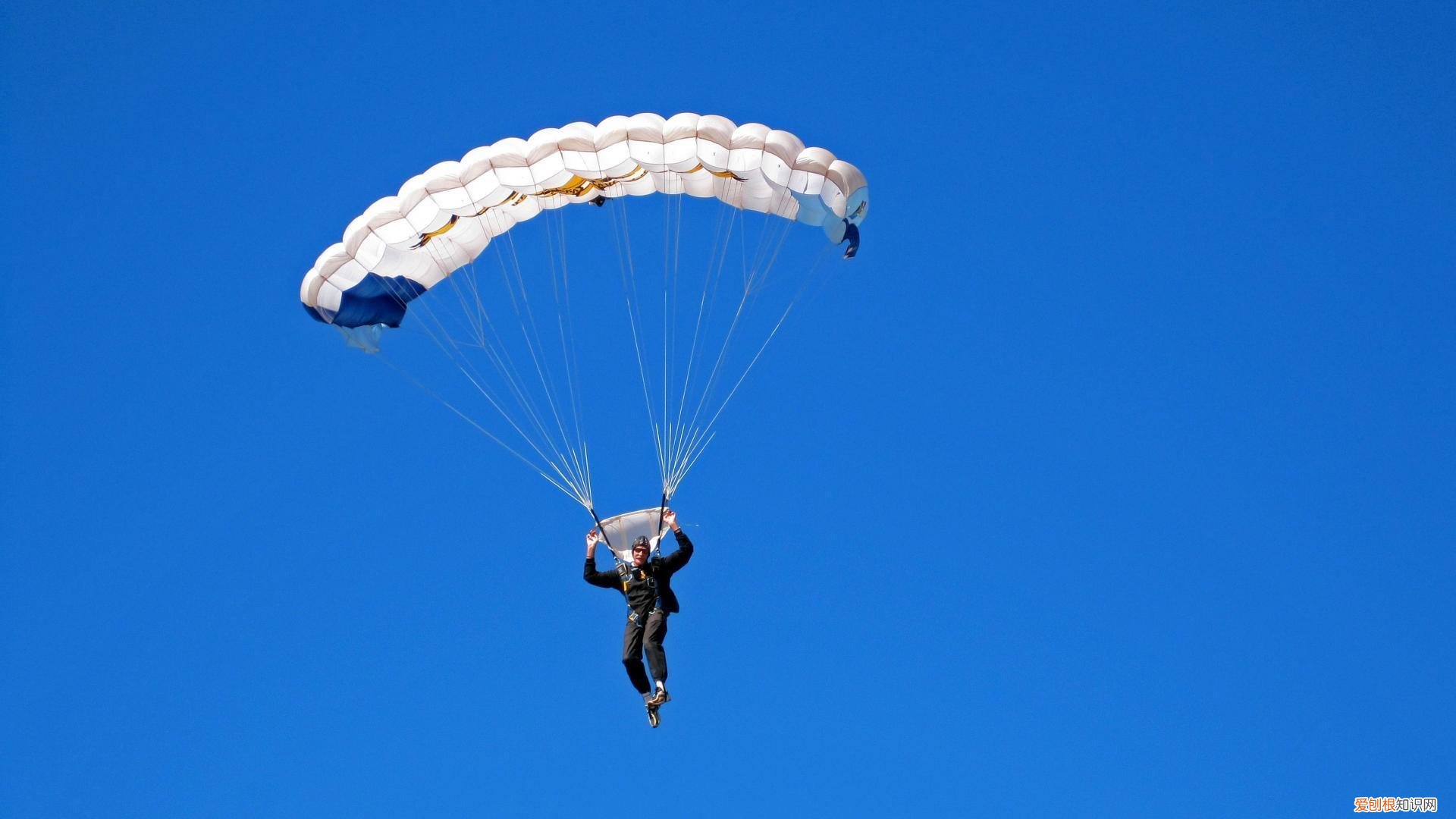 割双眼皮什么季节做比较好 割双眼皮多久消肿