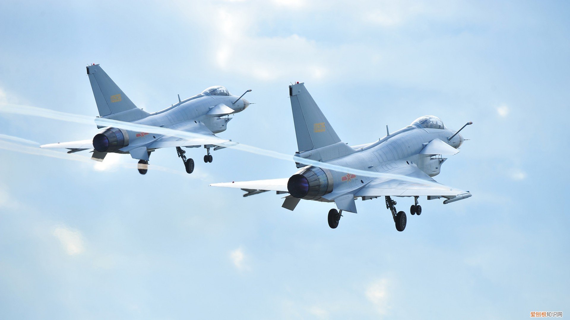 割双眼皮什么季节做比较好 割双眼皮多久消肿