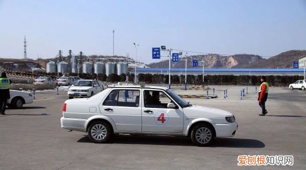 考科目一几点去都行吗，科一考试几点去考场合适