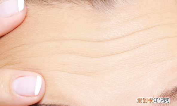 PS如何才可以去皱纹，如何使用ps去除照片上的皱纹