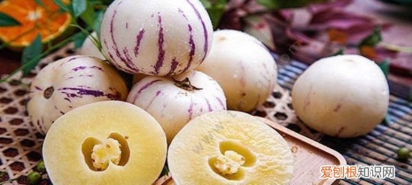 人参果的芯可以直接吃的，果皮上残留的农药可以污染果肉