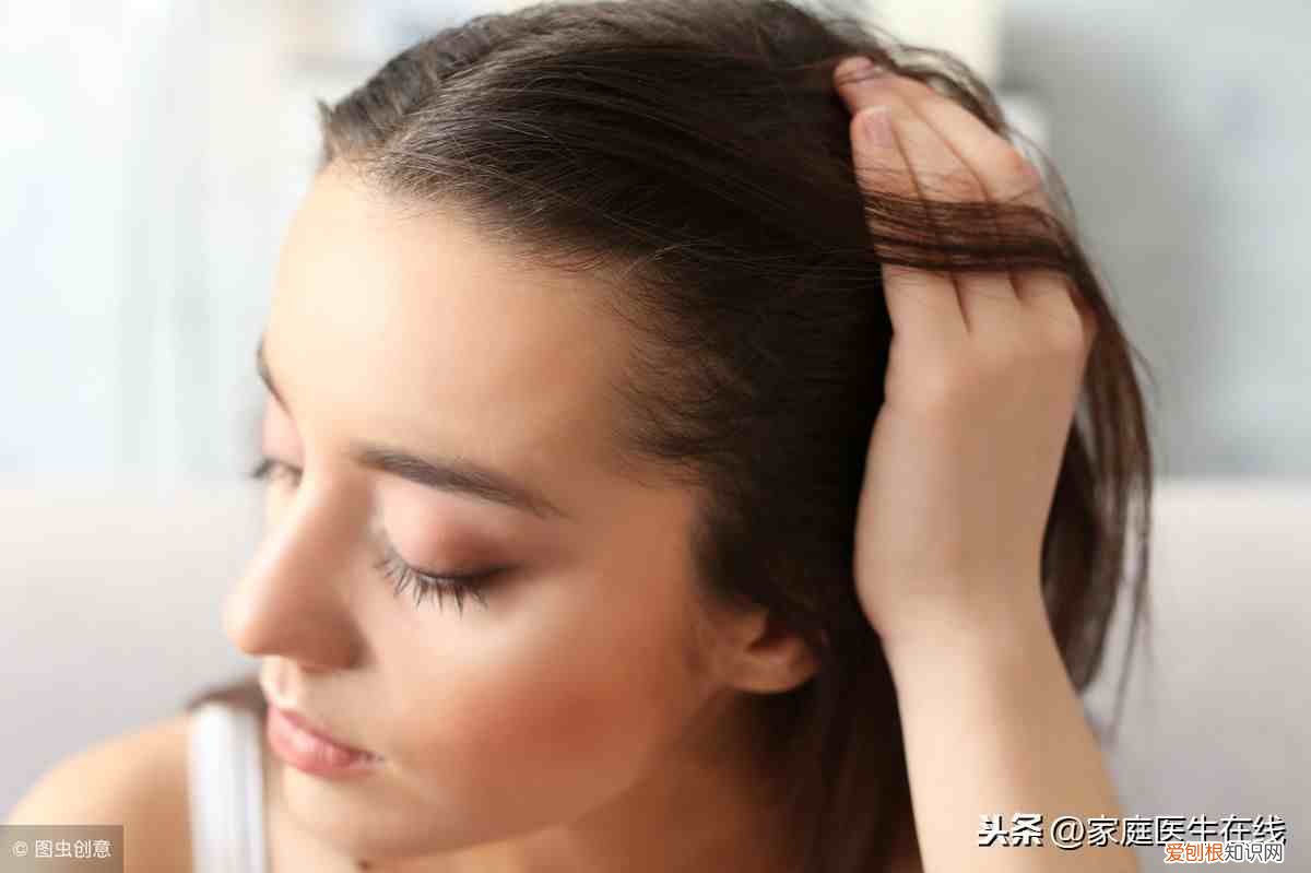 防止脱发的最好方法有哪些 脱发是什么原因引起的