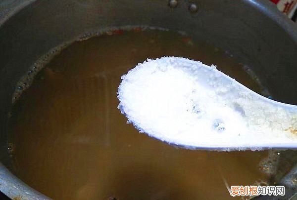 滋补羊肉汤怎么做，滋补羊肉汤放什么材料