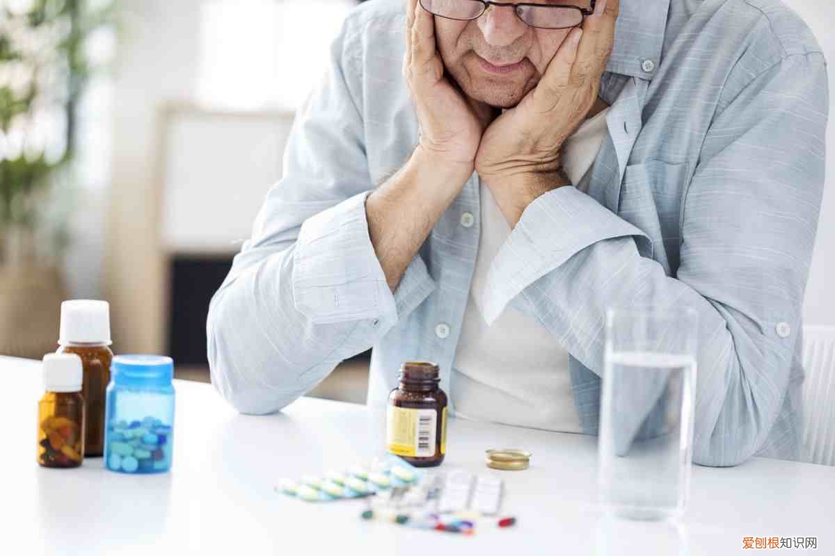 咽口水都痛是怎么回事 喉咙痛怎么办咽口水都痛