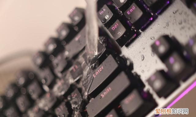 雷柏v520键盘防水