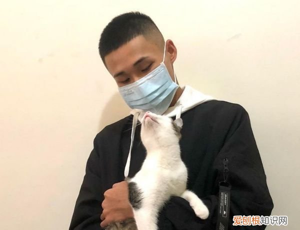 鲻鱼头怎么烫，女生日系鲻鱼头要烫吗