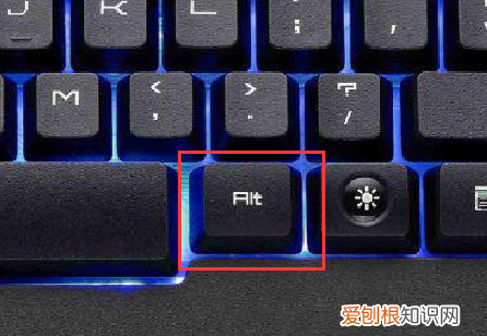 电脑乘号怎么打，电脑乘号应该怎样输入