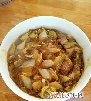 东北猪肉白菜炖粉条的家常做法