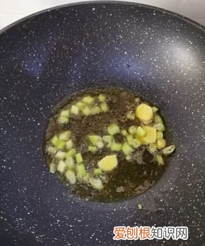 东北猪肉白菜炖粉条的家常做法