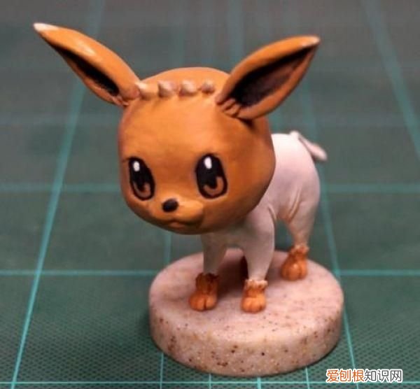 用劣质手办与优良手办对比的