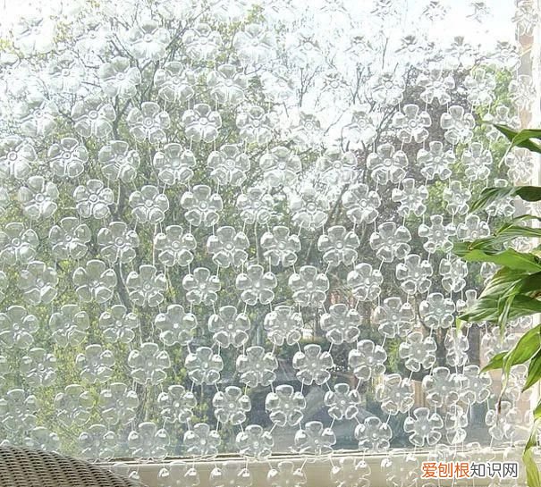 可乐易拉罐瓶底变形还能喝嘛 可乐喝完了瓶子可别扔