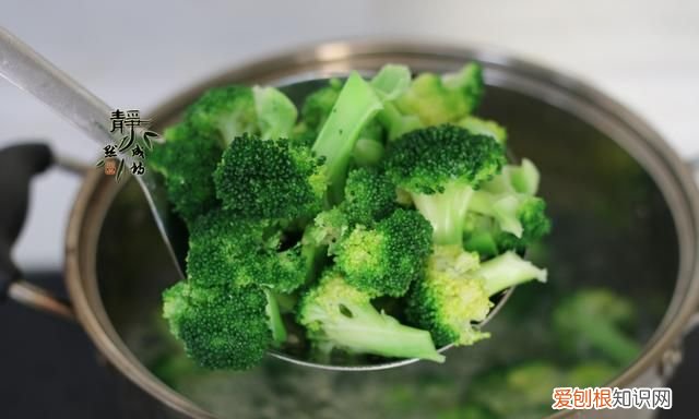 不用怀疑这菜绝对简单又下饭,下饭一绝这道菜吃10顿都不会腻