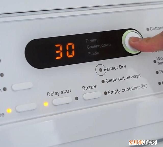 羽绒服毛衣怎么洗不缩水 毛衣羽绒服清洗