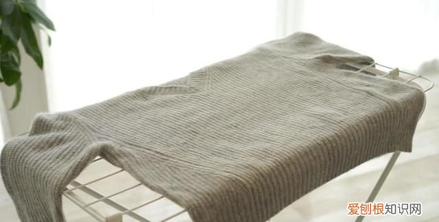 羽绒服毛衣怎么洗不缩水 毛衣羽绒服清洗